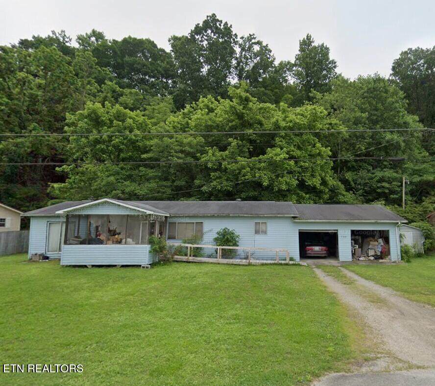 729 Old Highway 70 - Photo 1