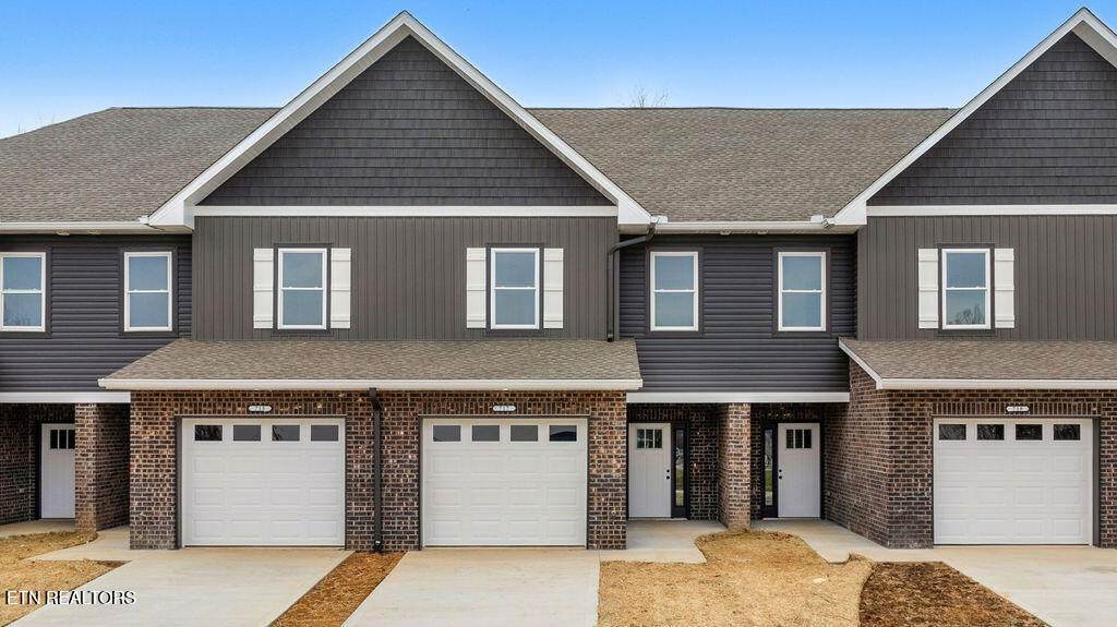 717 Haig St - Photo 1