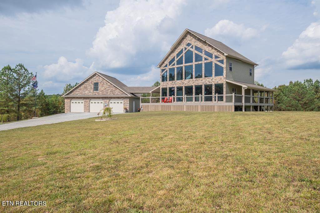 4700 Honey Creek Loop Rd - Photo 1