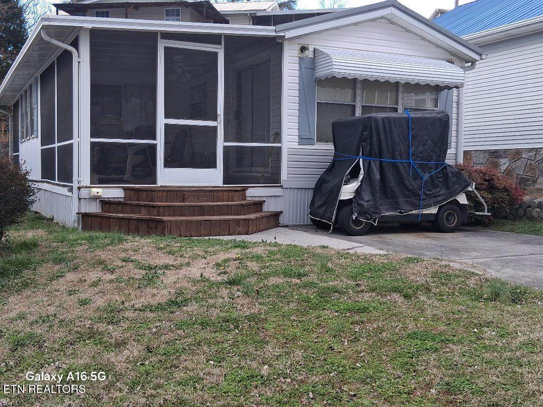 573 Flamingo Circle - Photo 1