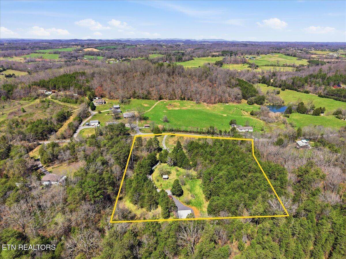 7326 Tomotley Rd - Photo 1