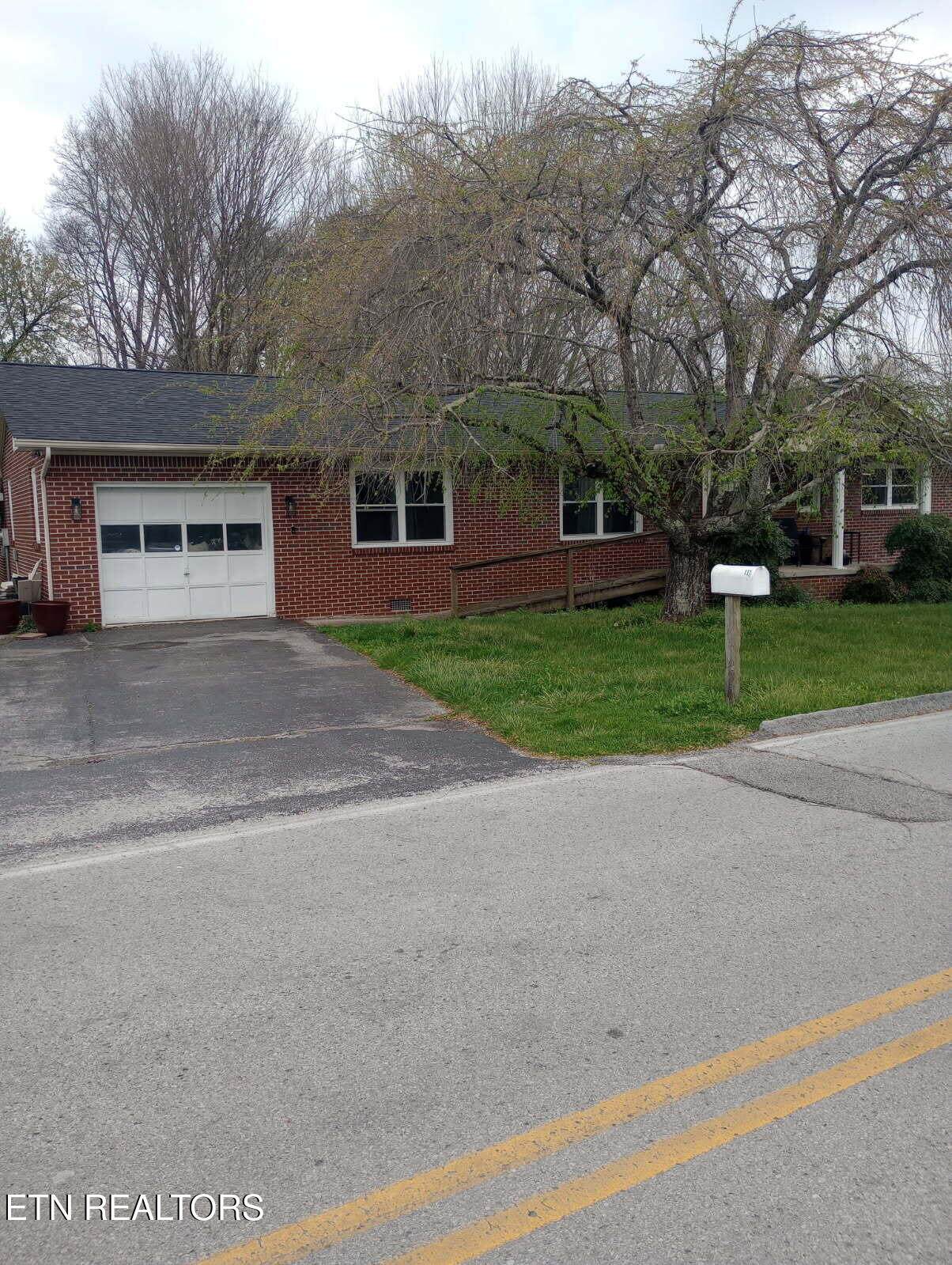 131 Old Watkins Rd - Photo 1