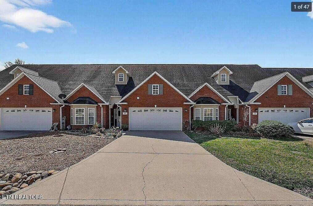 129 Maxwell St - Photo 1