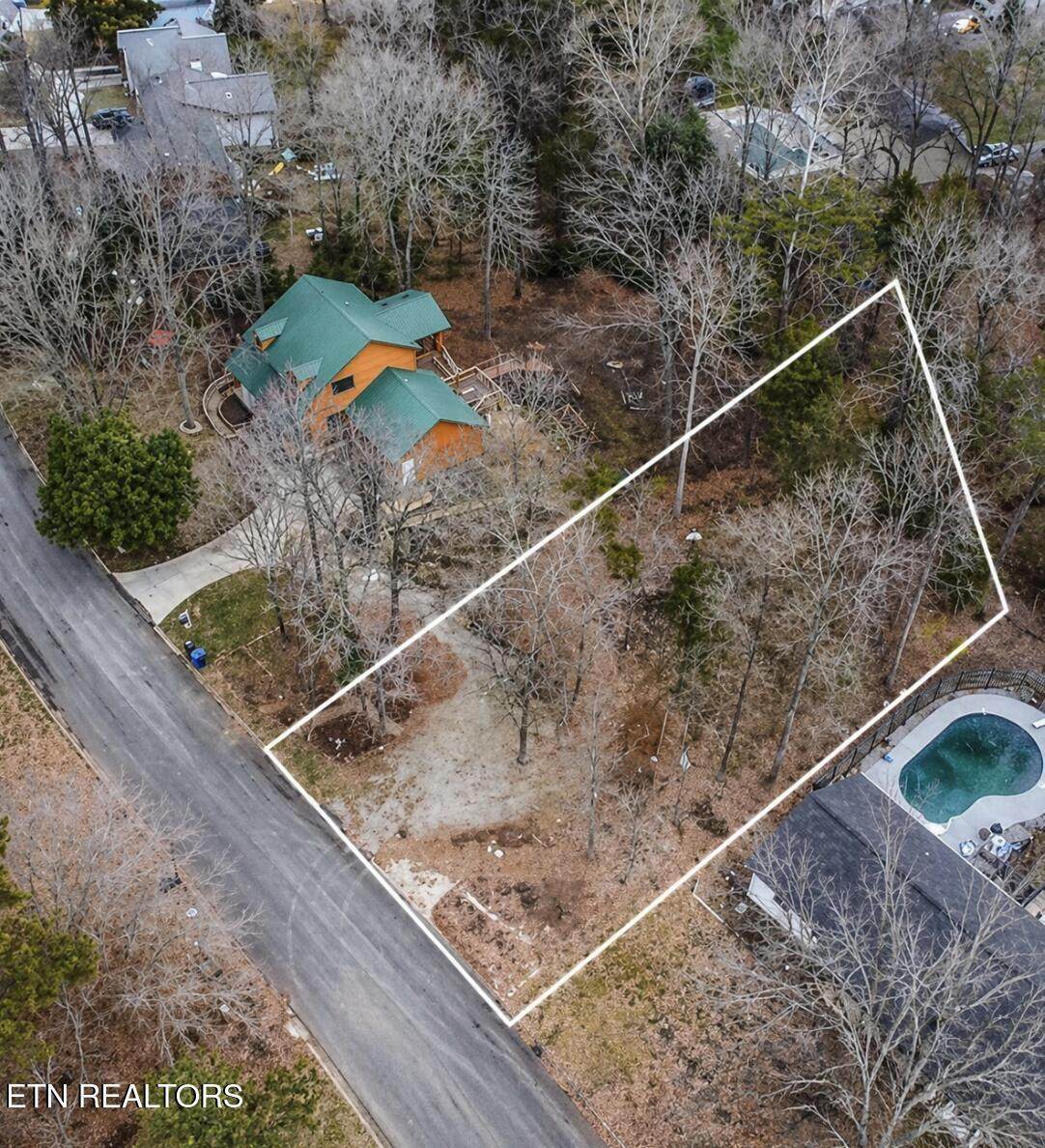  Claremont Rd - Photo 1