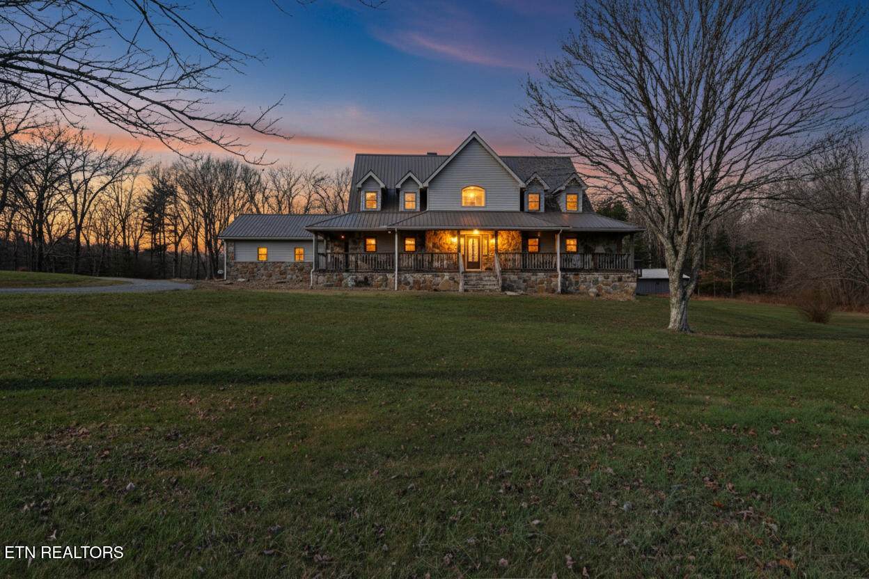 815 York Rd - Photo 1