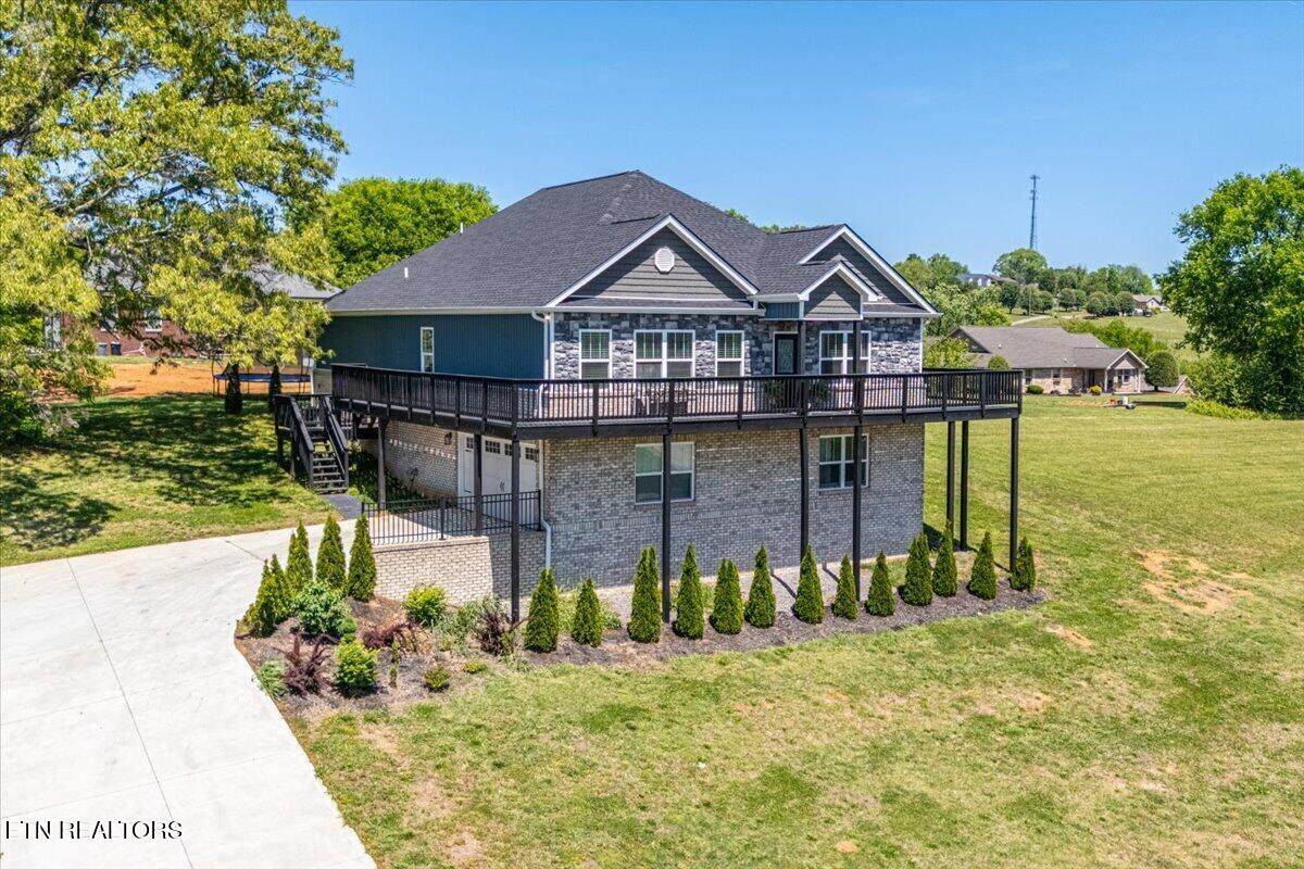 139 Mississippi Ave - Photo 1