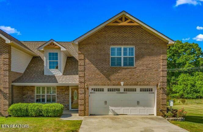 3007 Villas Creekside Drive - Photo 1