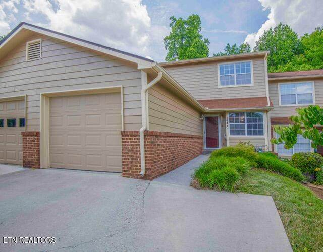 8600 Olde Colony Tr - Photo 1