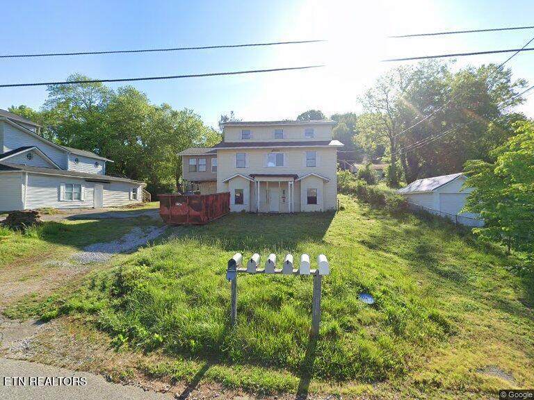 617 Russell Ave - Photo 1