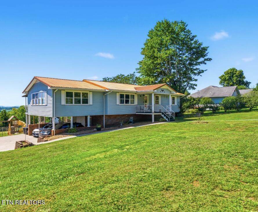 294 Cherokee Circle - Photo 1