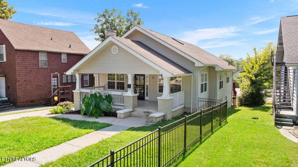 3226 5th Ave - Photo 1