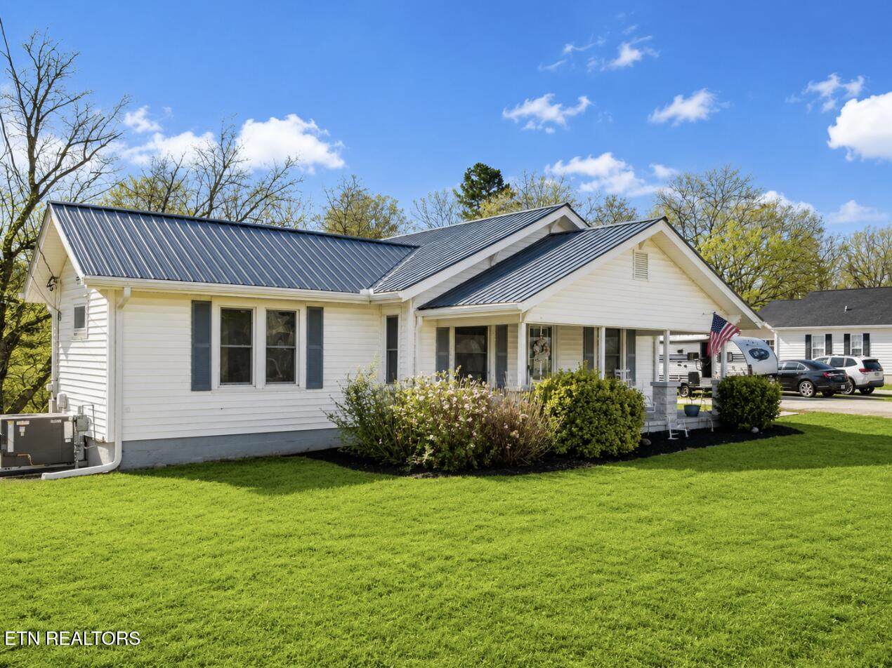 5012 Strawberry Plains Pike - Photo 1
