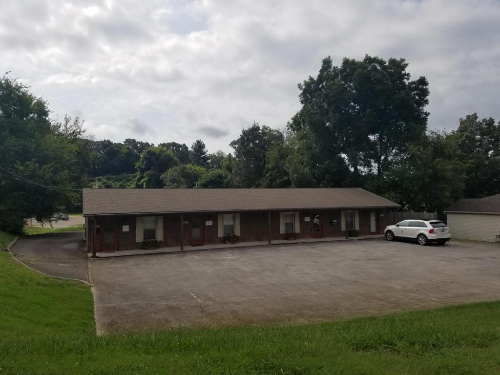 1000 Harper Ave - Photo 1