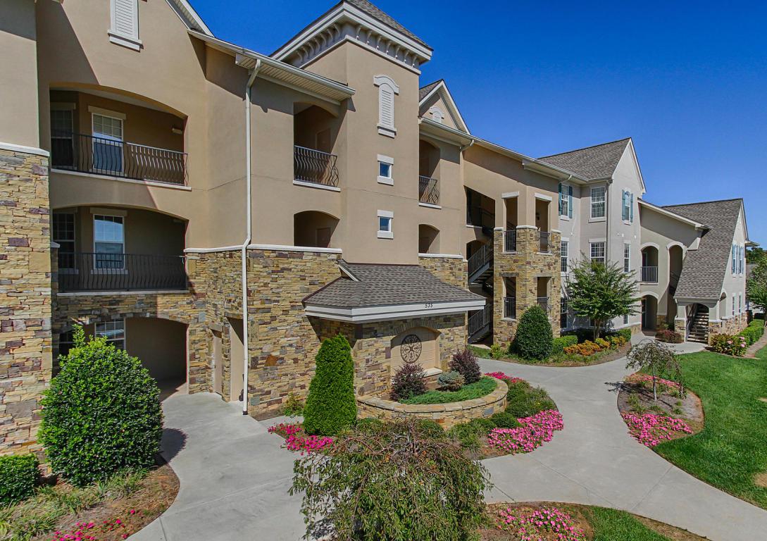 535 Rarity Bay Pkwy - Photo 1
