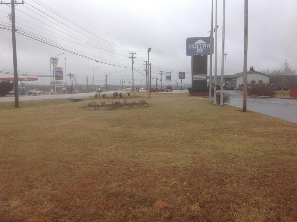 Highway 127 - Photo 1