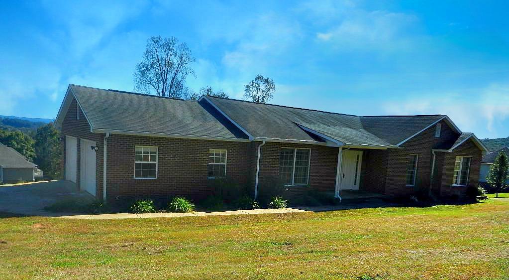 180 Cunningham Blvd - Photo 1