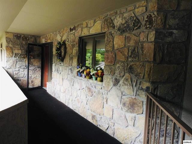 224 Woodland Rd - Photo 1