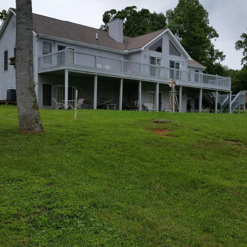 635 Norris Point Rd - Photo 1