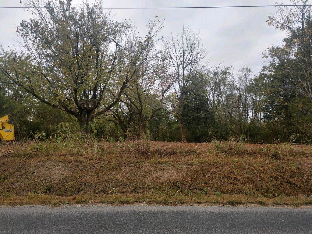 132 County Rd 492 - Photo 1