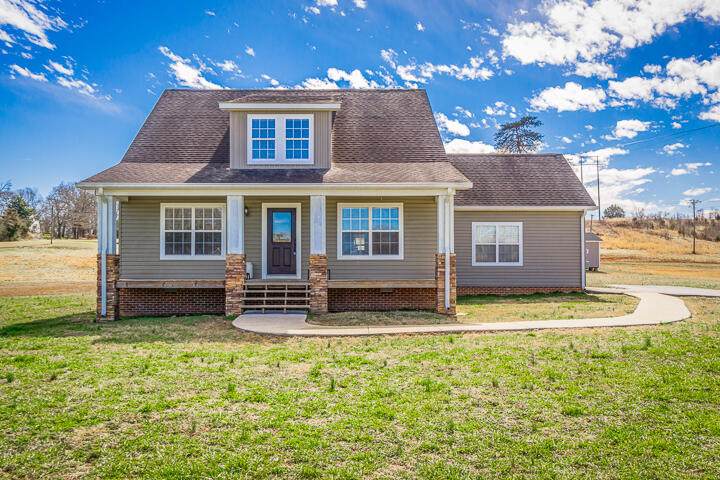 193 Honeysuckle Lane - Photo 1