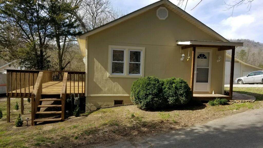 209 Cedar Lane - Photo 1
