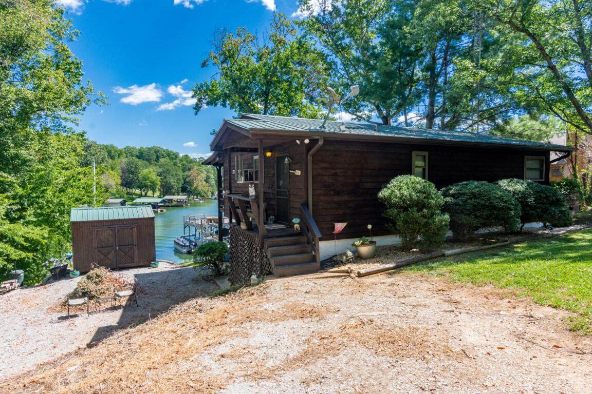 601 Debbie Drive - Photo 1