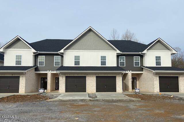812 Mccammon Ave - Photo 1