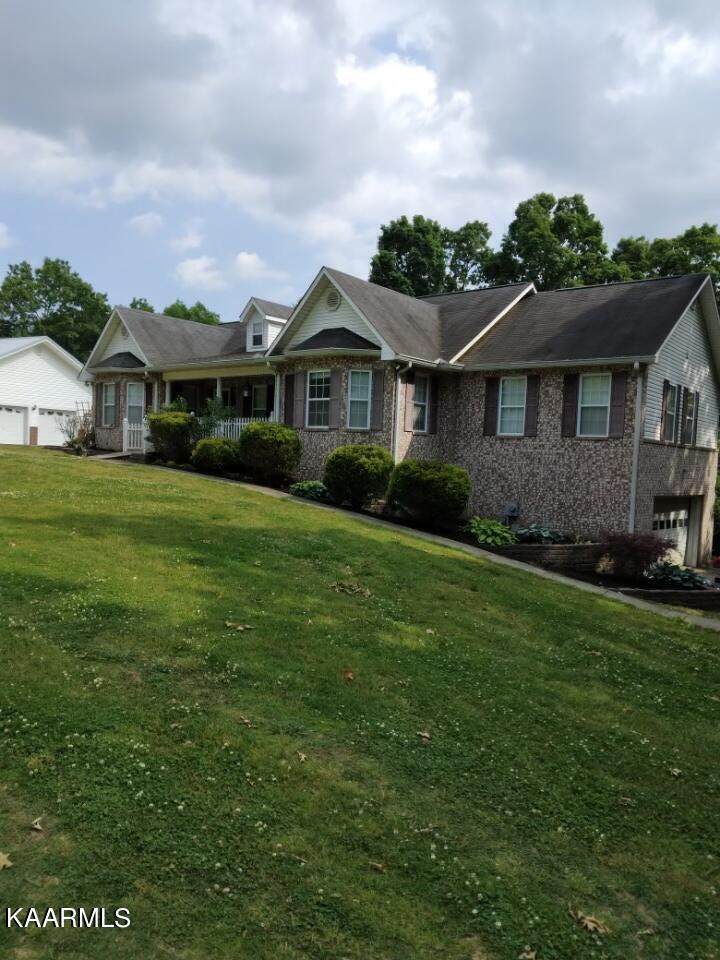 184 Cabot Lane - Photo 1