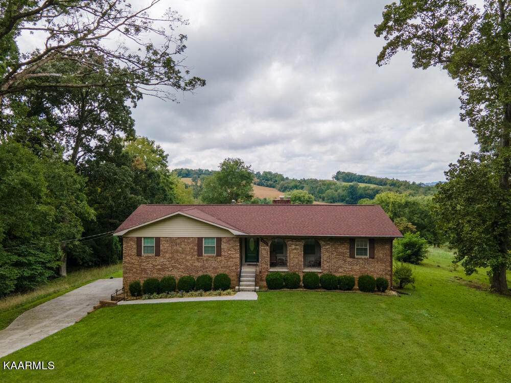4424 Woodhaven Drive - Photo 1