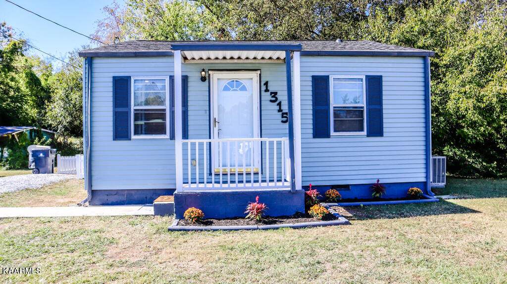 1315 Border St - Photo 1