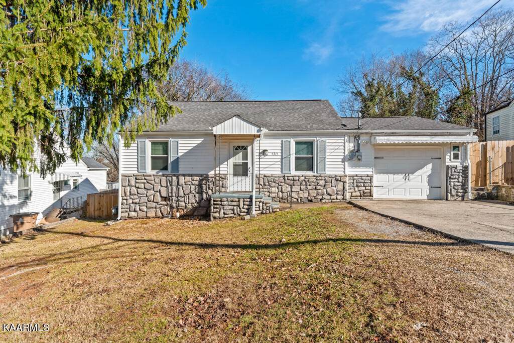 4314 Hayes Rd - Photo 1