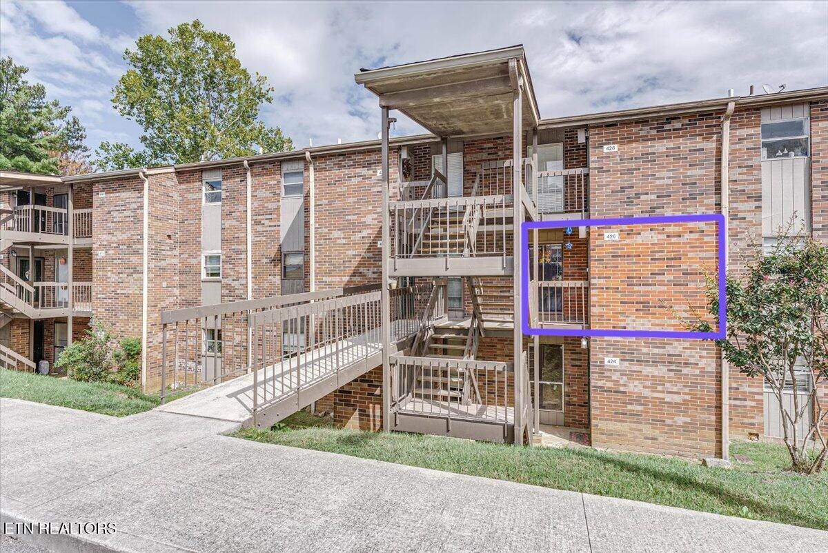 426 Dublin Drive - Photo 1