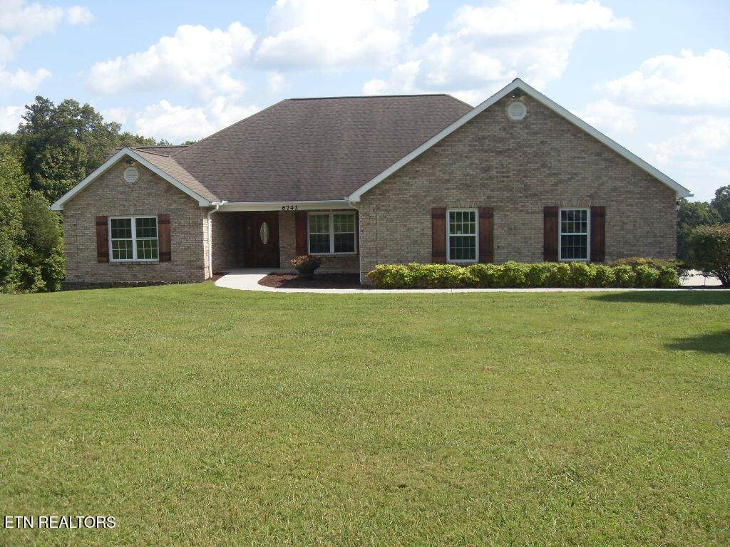 6742 Ridgeview Rd - Photo 1