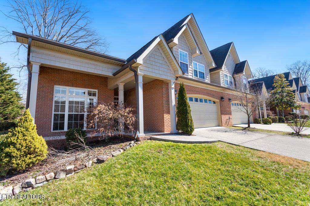 5082 Dovewood Way - Photo 1