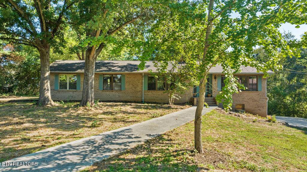 1218 Hitch Rd - Photo 1