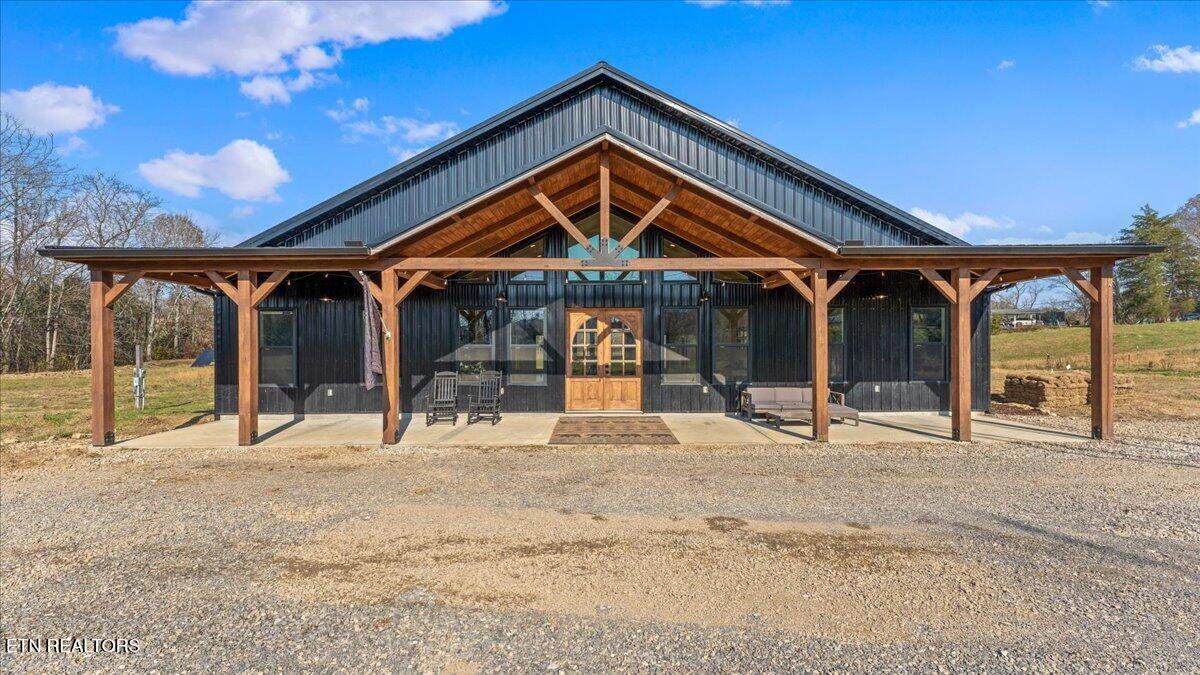 143 Hamilton Rd - Photo 1