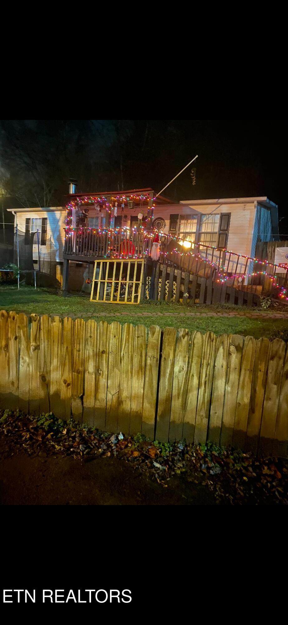 918 Craft St - Photo 1