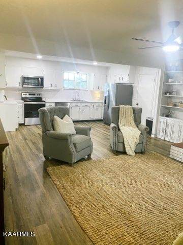 145 Wesley - Photo 1