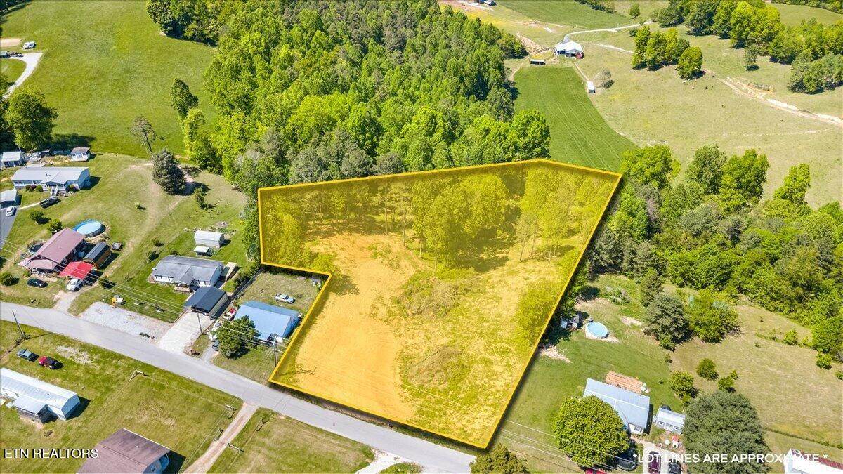 2116 Snodgrass Rd - Photo 1