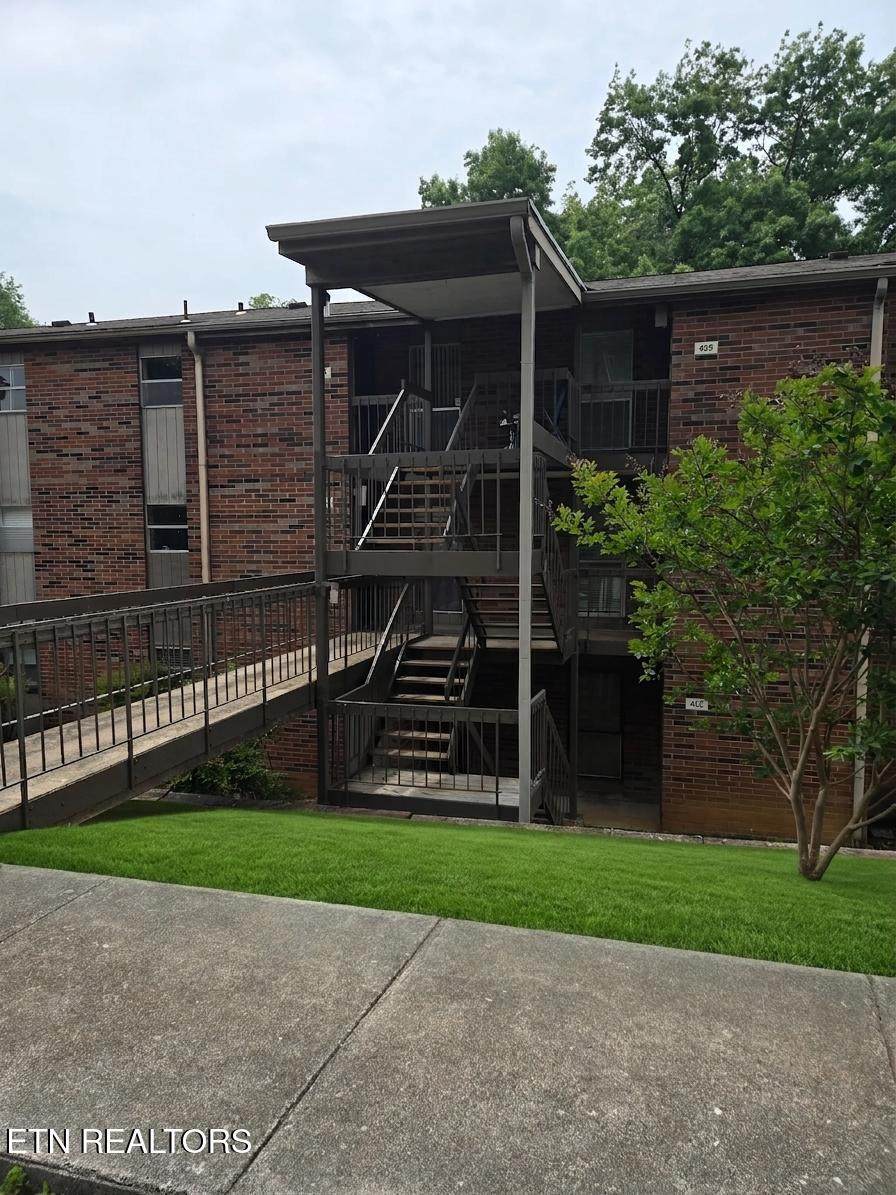 435 Canberra Drive - Photo 1