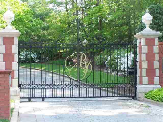 37 Bentley Park Drive - Photo 1