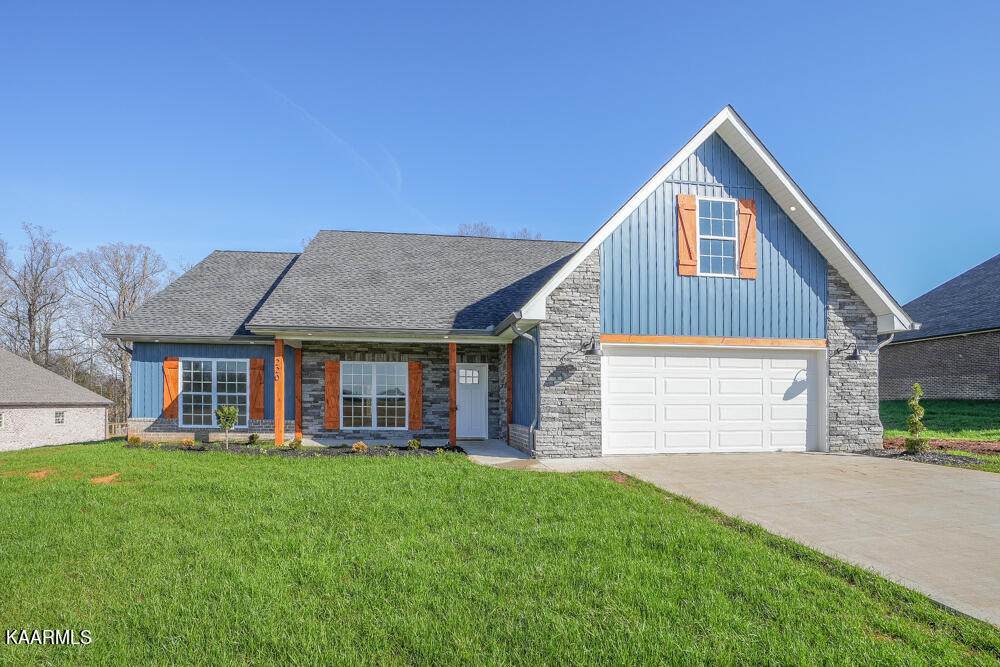 220 Butterfly Way - Photo 1