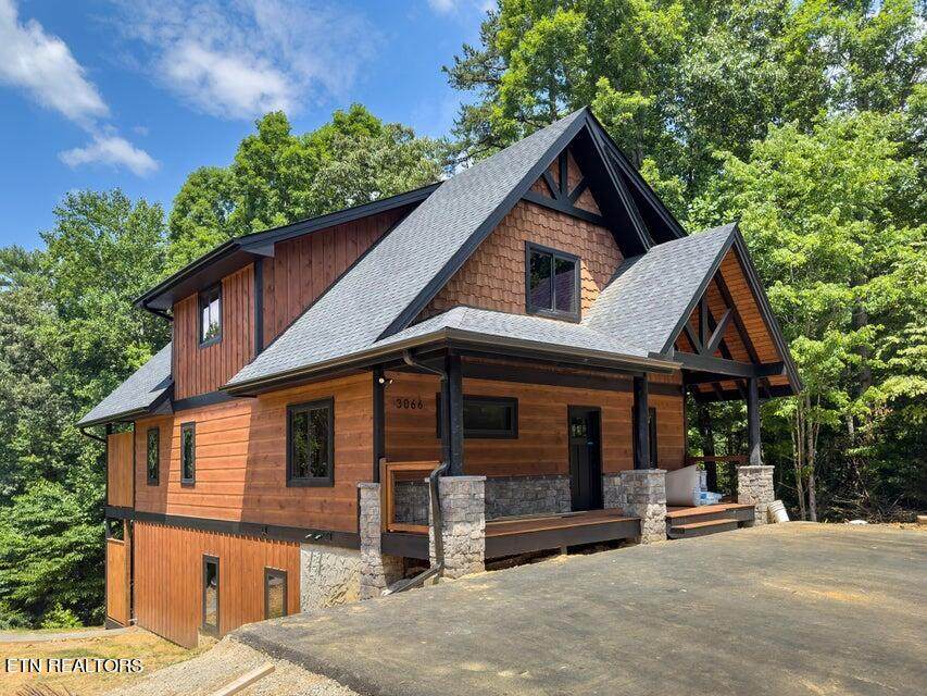 3066 Happy Hollow Rd - Photo 1