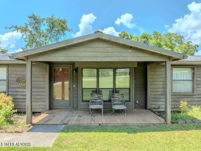 1369 Paradise Lane - Photo 1