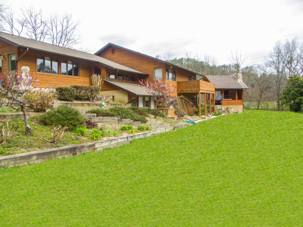 4242 Pearl Valley Rd - Photo 1