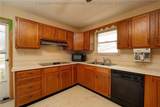 221 Morris Avenue - Photo 6