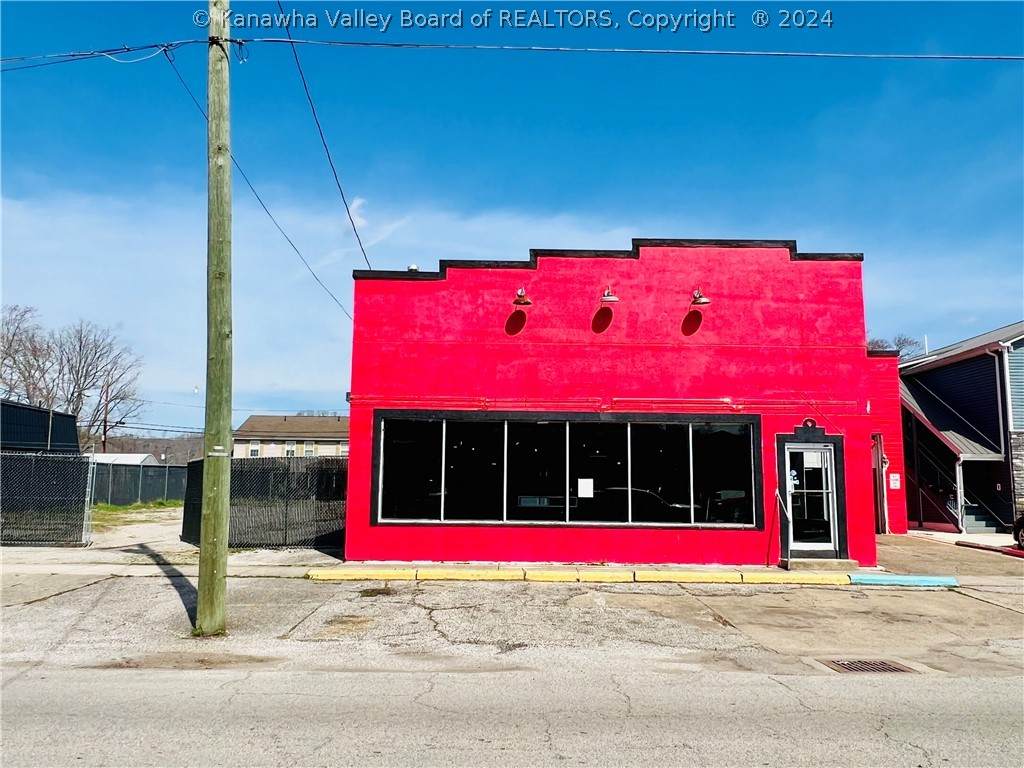 1008 6th Avenue - Photo 1
