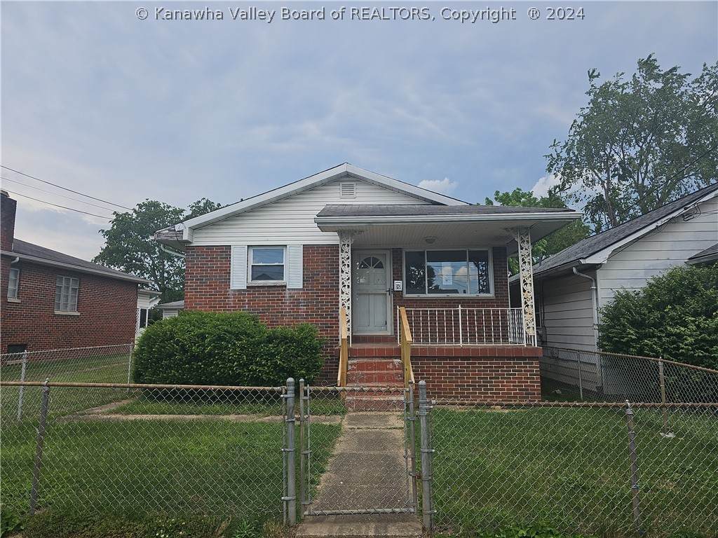 321 17th Street - Photo 1