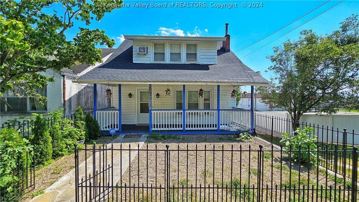 2431 Washington Street - Photo 1