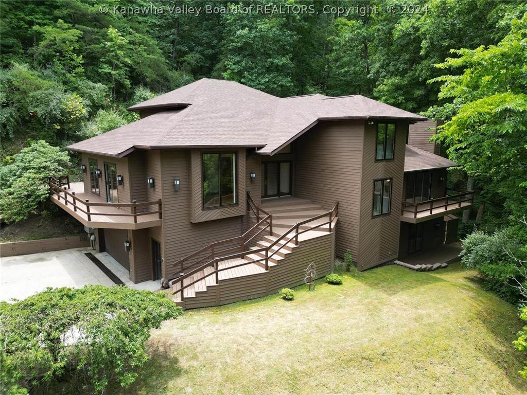 9 Edgewood Drive - Photo 1